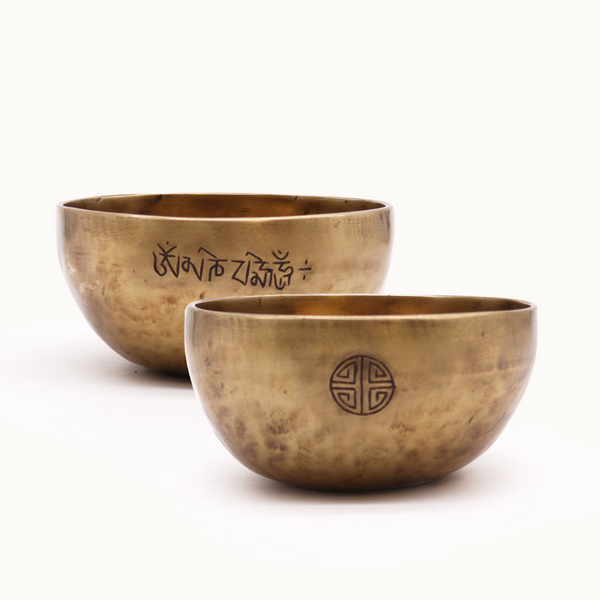 Small Nepalese Moon Bowl 13cm | Premium Singing Bowls
