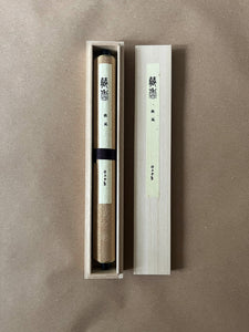 Akikaze (Autum Wind) | Premium Incense by Kyukyodo